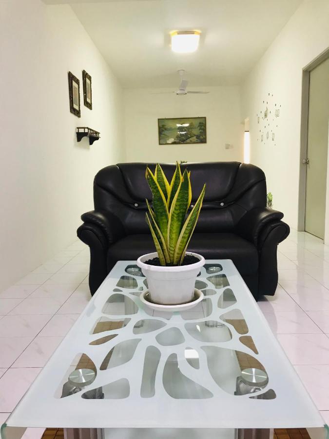 Alyn Home Batu Pahat II Wifi Coway Mohd Noor Екстериор снимка