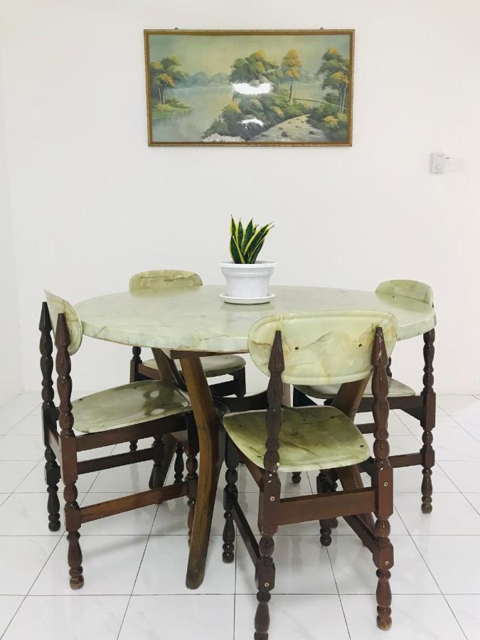 Alyn Home Batu Pahat II Wifi Coway Mohd Noor Екстериор снимка
