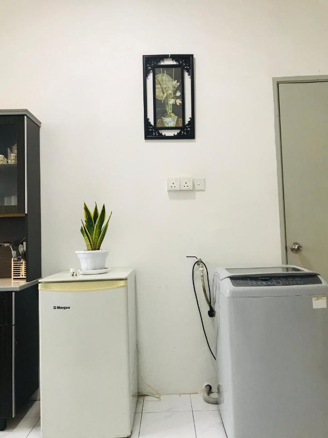 Alyn Home Batu Pahat II Wifi Coway Mohd Noor Екстериор снимка